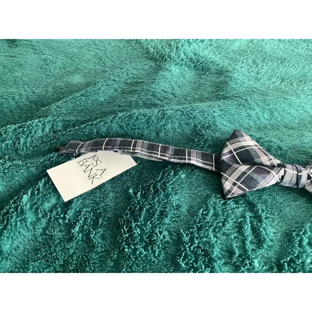 Jos A Bank Mens Blue PurplePlaid Bowtie Adjustable Formal Wedding Party Prom NWT